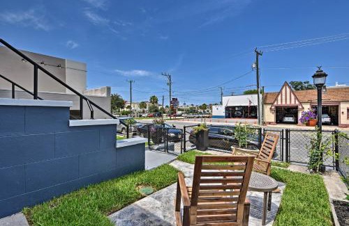 South Beach Street Historic District House | Historic Renovated Home Less Than 2 Mi to Beach and Pier!