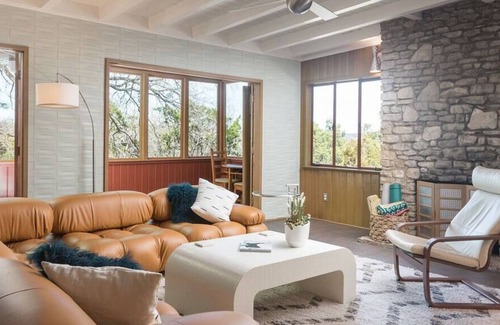 Barton Heights House | Historic Retreat | Barton Springs, Zilker Park
