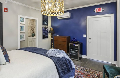 Parkville Apartment | ✰Historic Retreat✰ on Charming Main Street