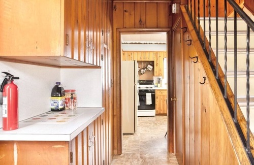 Sea Breeze House | Historic Sea Breeze Getaway Steps to Lake Ontario!
