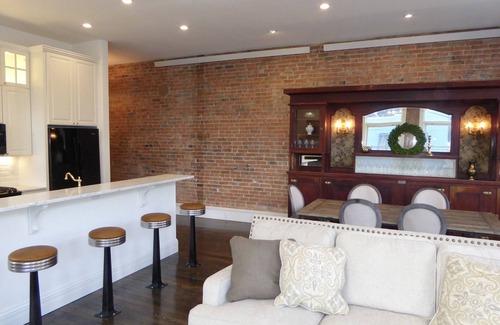 Silverton Apartment | Historic Silverton Downtown Loft