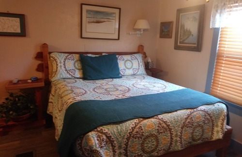 Glendale Bed & Breakfast | Historic Smith Hotel B&B
