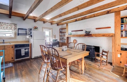 Warm Springs Cottage | Historic Streamside Cottage in Village of Warm Springs