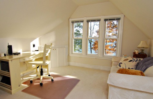 Lindstrom House | Historic Swedish Cottage on Quiet Lindstrom Lake