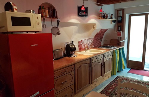 Florensac House | Historic town house roof terrace only 9 km to sandy beach - Vive la France