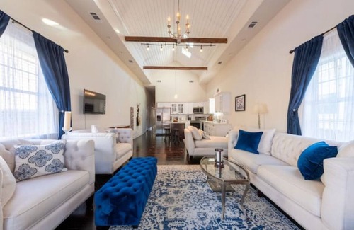 Esplanade Ridge House | Historic Treme Luxury - Walk to French Quarter & Jazz Fest - Gated Parking