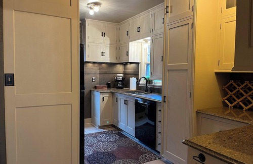 Sioux Falls House | Historic Twin Tudors Inn Northwest Room (KP1400NW)