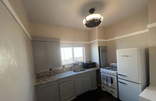 West University Apartment | Historic University Blvd 2BR - #16 - Free Parking