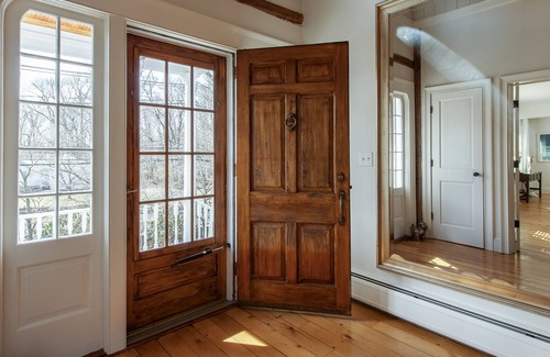 Westport House | Historic Updated Carriage House