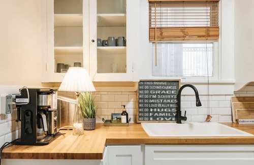 Austin House | Historic Victorian Home on UT | DT