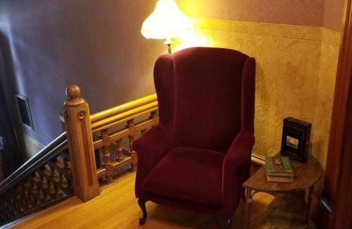Sioux Falls Bed & Breakfast | Historic Victorian Inn