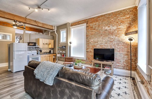 Sheridan Apartment | Historic Western: Triple Suite Retreat