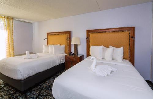 Olive Branch Hotel | Historic Whispering Woods Hotel & Conference Center