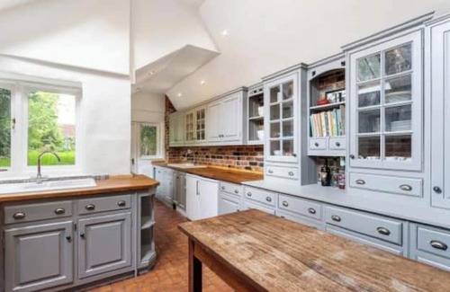 Braintree House | Historical and Quirky Home
