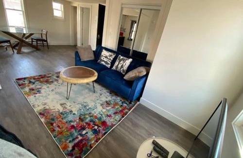 North Central Edmonton Apartment | Historical Building 1br 1ba Walk To Rogers Place