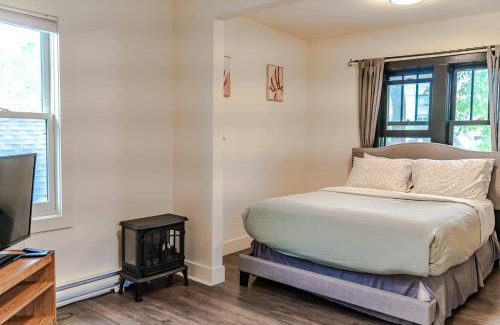 North Central Edmonton Apartment | Historical Building 1br 1ba Walk To Rogers Place