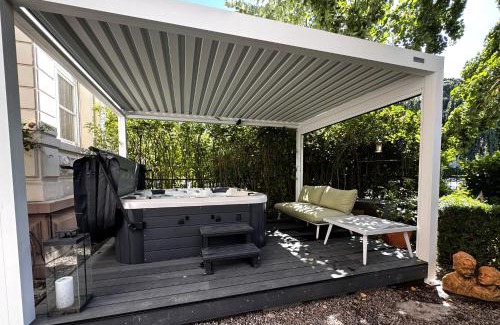 Freiburg im Breisgau House | Historical Luxury Homes - Stadtvilla mit Jacuzzi und Garten
