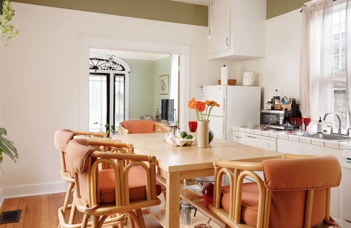 Esplanade Ridge Apartment | Historical New Orleans Cottage