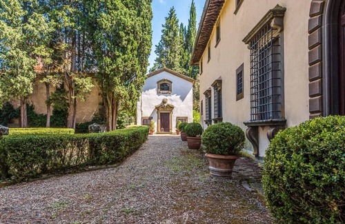 Montespertoli Villa | Historical private villa in Chianti for up to 10guests one step from Florence
