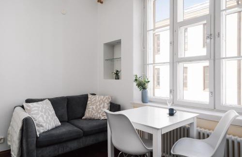 Helsinki City Centre Apartment | Historical Studio in Kruununhaka with Great Location!