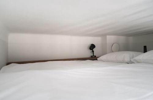 Helsinki City Centre Apartment | Historical Studio in Kruununhaka with Great Location!