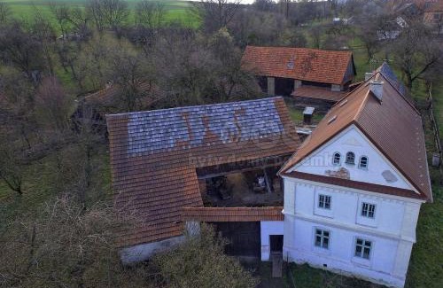 Kladeruby Apartment | Historický zemědělský dvůr Kladeruby