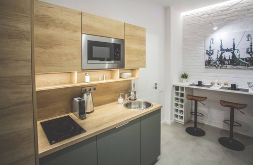 Erzsebetvaros Apartment | History, steps from Budapest Ruin Bars and streetfood,Charming 1-bedroom studio