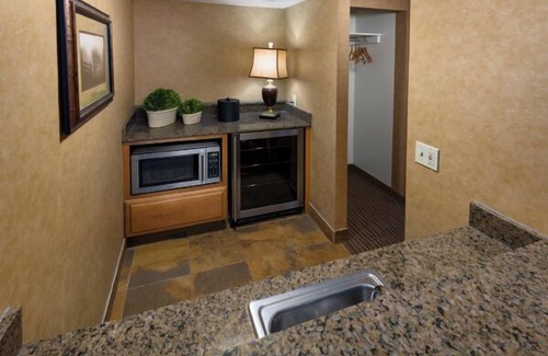 Casper House | Hit the Trails at Nearby Fort Lincoln State Park! Free Airport Shuttle, Pool!