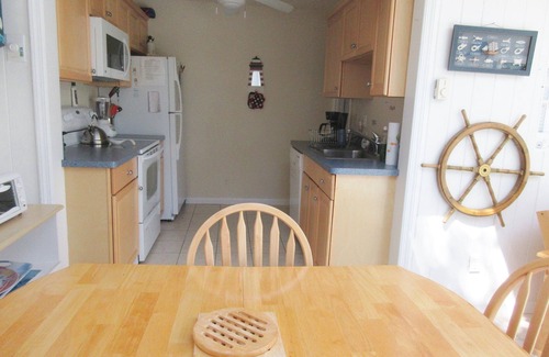 Montauk Cottage | Hither Hills 2BR Montauk Cottage - walk to beach!