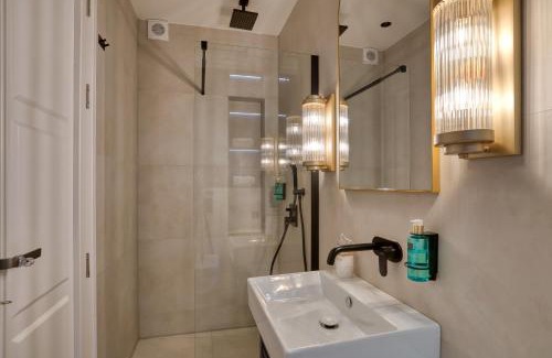 Kotor Old Town Apartment | Hive Luxury Suites by MN Property