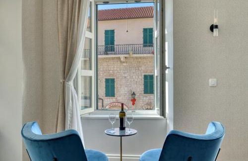 Kotor Old Town Apartment | Hive Luxury Suites by MN Property