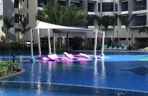 Malacca City Apartment | HMH Atlantis Family Apartment Big Pool with Splash