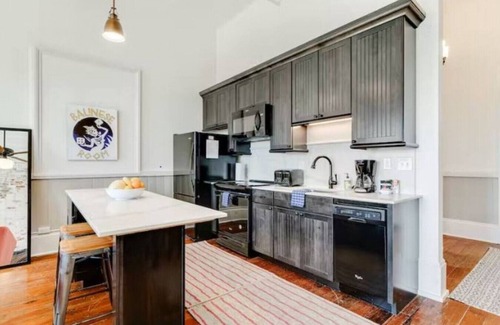 Galveston House | HML Strand Studio #301
