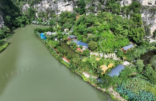 Hoa Lu Cabin | Hoang Minh Mountainside Villa