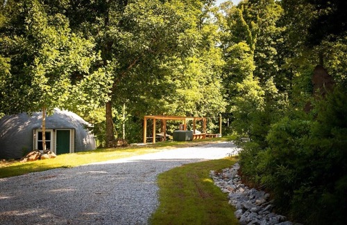 Slater House | Hobbit Hideaway - Do Something Different!