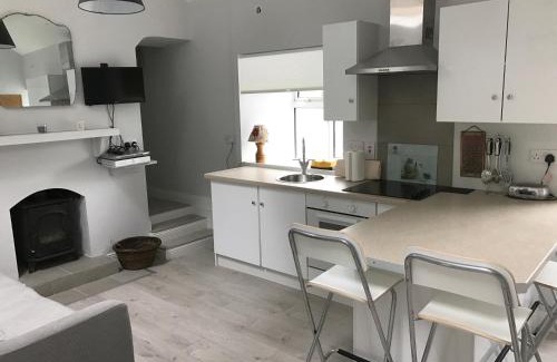 Ballymore Eustace House | Hobbit Hollow