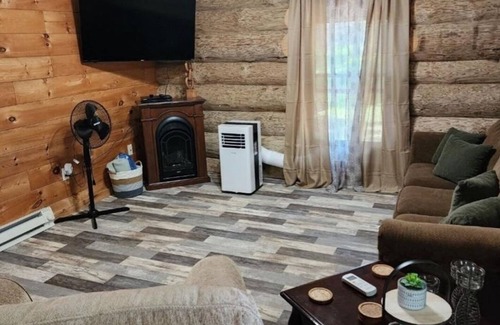 Crivitz Cottage | Hobby Farm Cottage