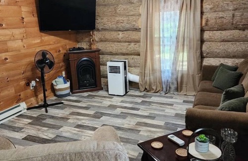 Crivitz Cottage | Hobby Farm Cottage