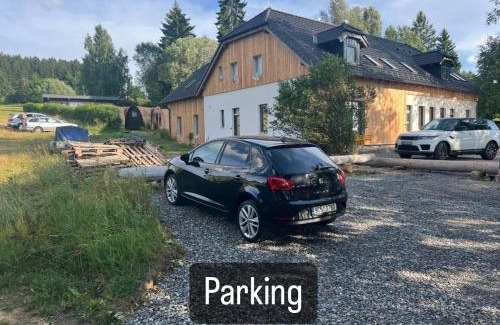 Cerna V Posumavi House | Hobití chatka Lipno