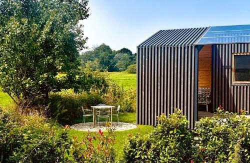 Bleckede House | Hochwertiges Tiny House 'Elbhütte' mit Wiesenblick 101