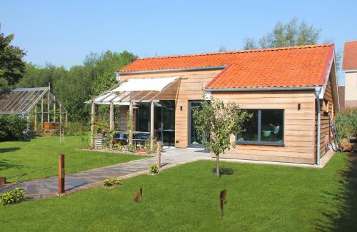 Woudrichem House | Hoeve Altena Cottage
