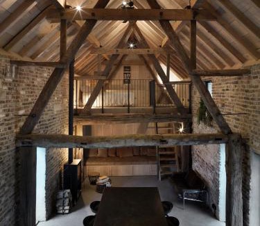 Berg en Terblijt Apartment | Hoeve Appartement aan de rand van Maastricht met natuurzwembad
