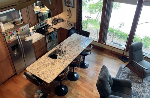 Oxford House | Hogan Pond Chalet