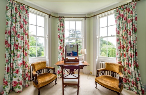 Hadleigh House | Holbecks House by Group Retreats