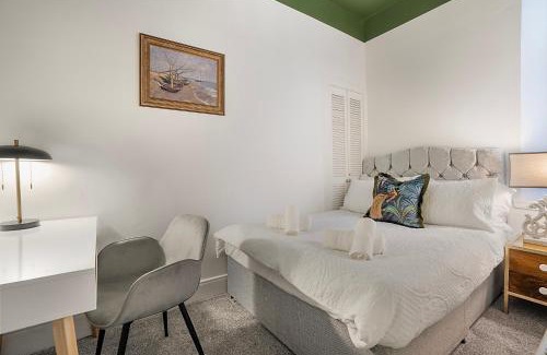 Central Aberdeen Apartment | Holburn Street Apartment - Grampian Lettings