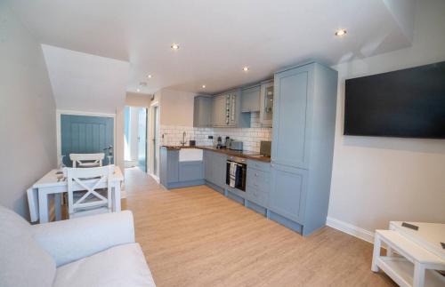 Whitstable Apartment | Holdens Cottage