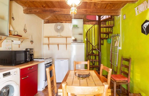 Saint-Germain-de-Calberte House | Holiday Home in Saint Germain de Calberte with Garden