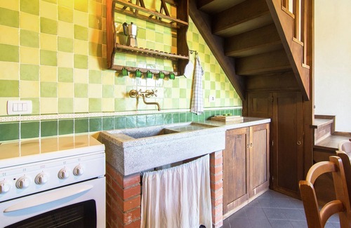 Figline e Incisa Valdarno House | Holiday Home Florence with Panoramic Pool