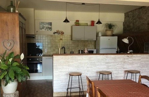 Saint-Bonnet-en-Champsaur House | Holiday Home 'La Maison De Marie Le Rocher' with Shared Garden and Wi-Fi
