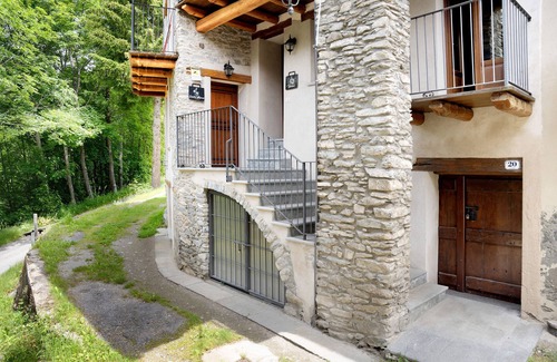 San Michele Prazzo Apartment | Holiday Apartment "Carlina Tano Di Grich" with Mountain View, Shared Terrace & 2 Balconies